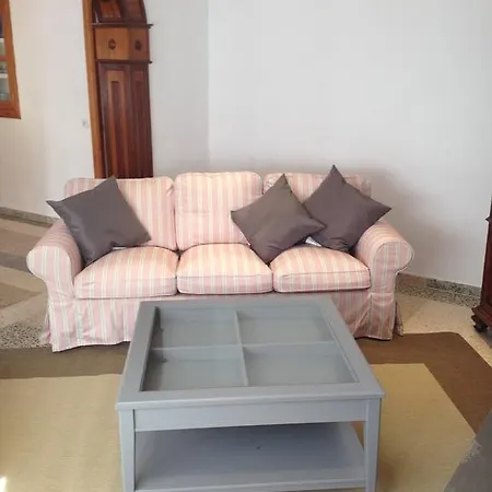 Villa Tiro *